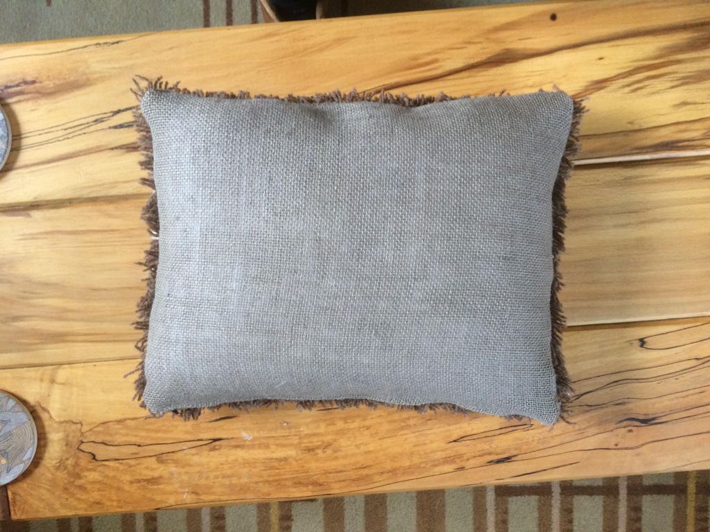 Taatit pieces - Hessian back of cushion